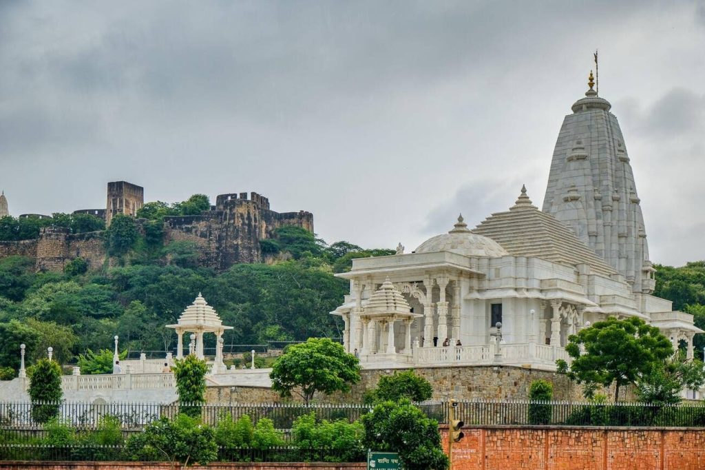 Birla Mandir Jaipur – Peaceful marble temple for families